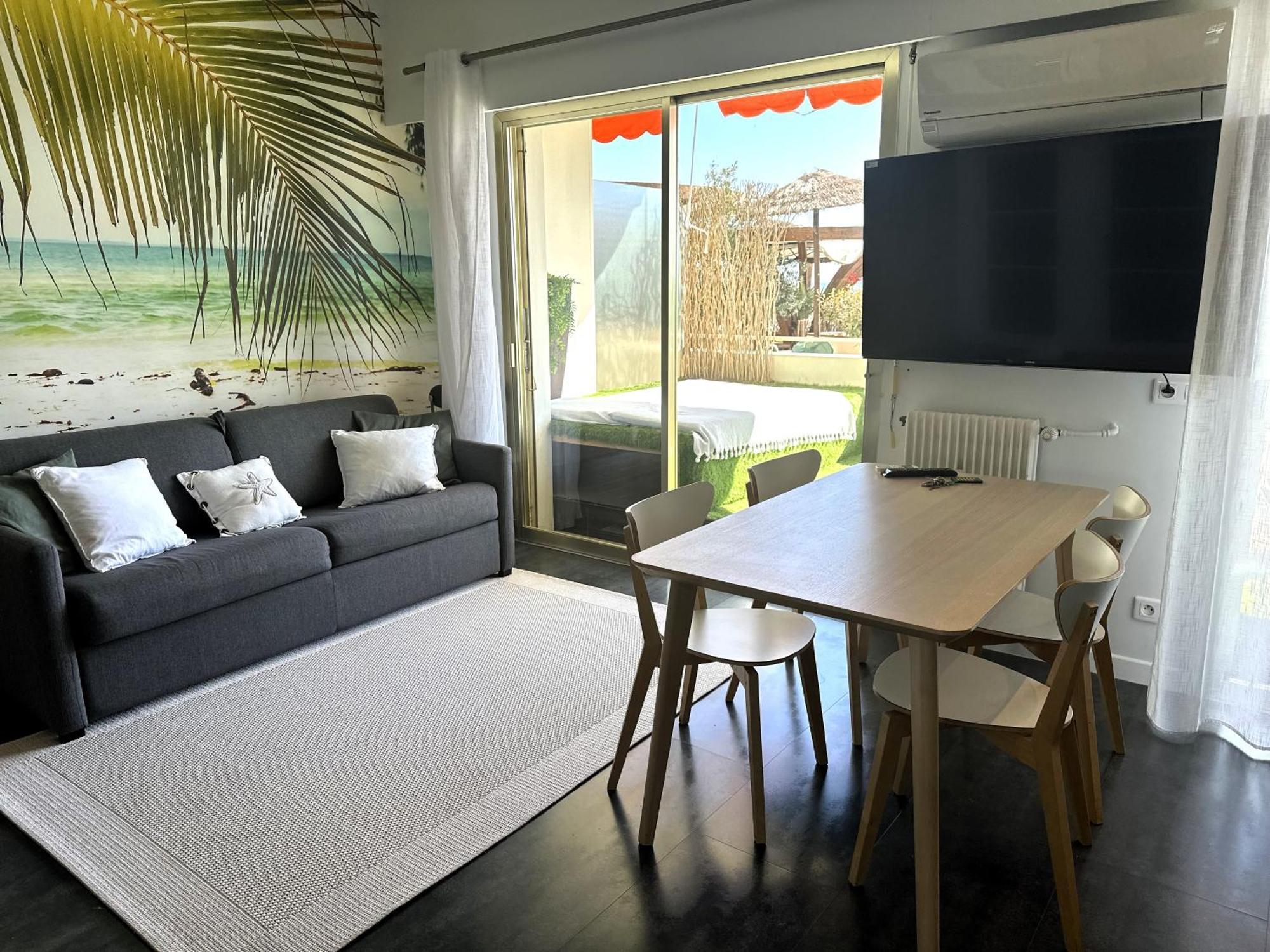 Superbe studio front de mer avec parking Villeneuve-Loubet Eksteriør bilde